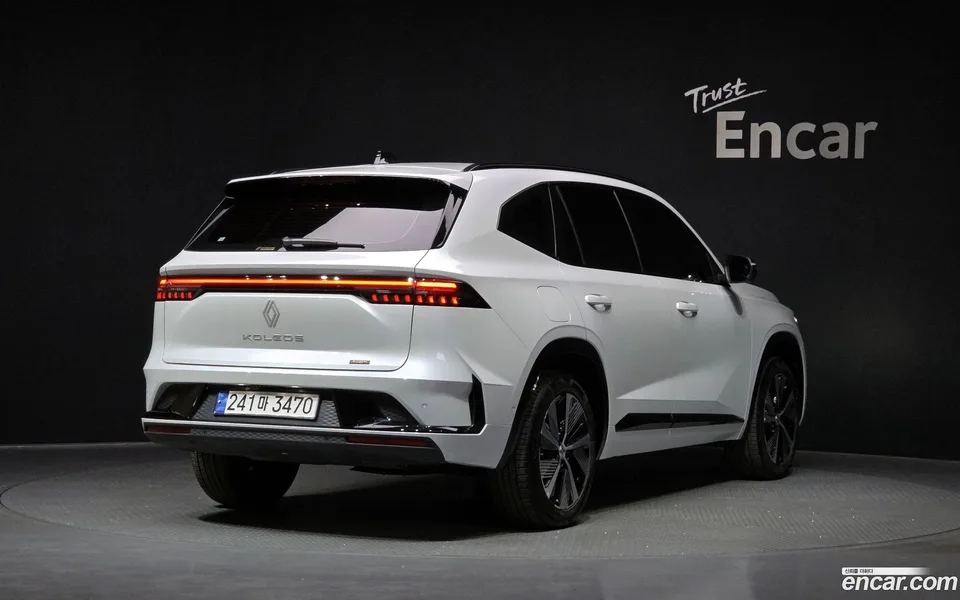 Renault Samsung Grand Koleos 1.5 E-TECH 2WD 2024 — миниатюра 5