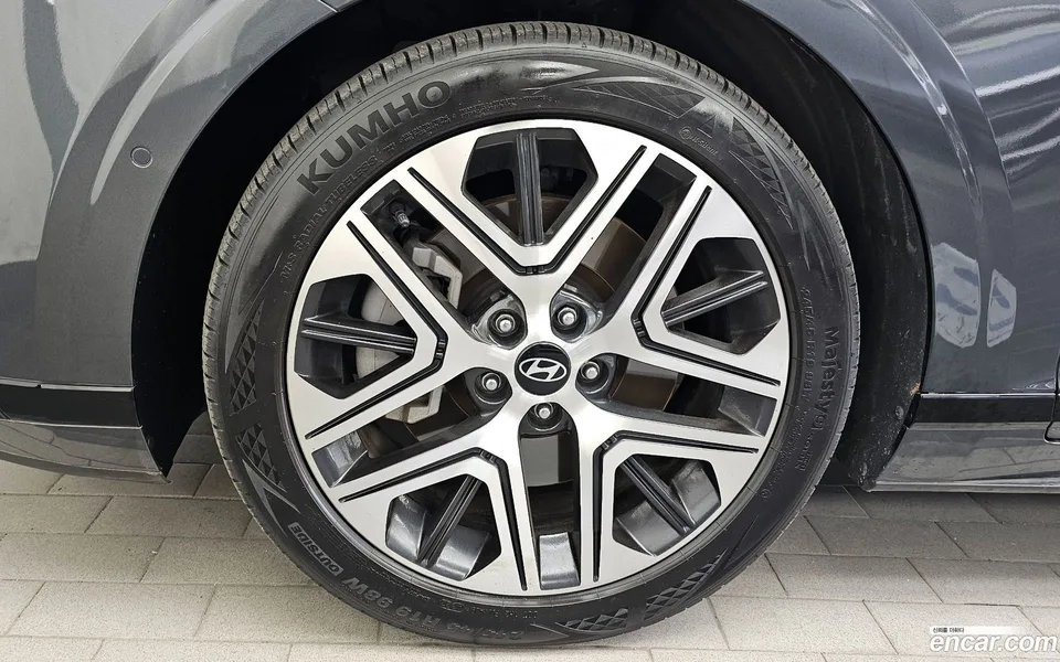 Hyundai Grandeur 3.5 4WD 2023 — миниатюра 2