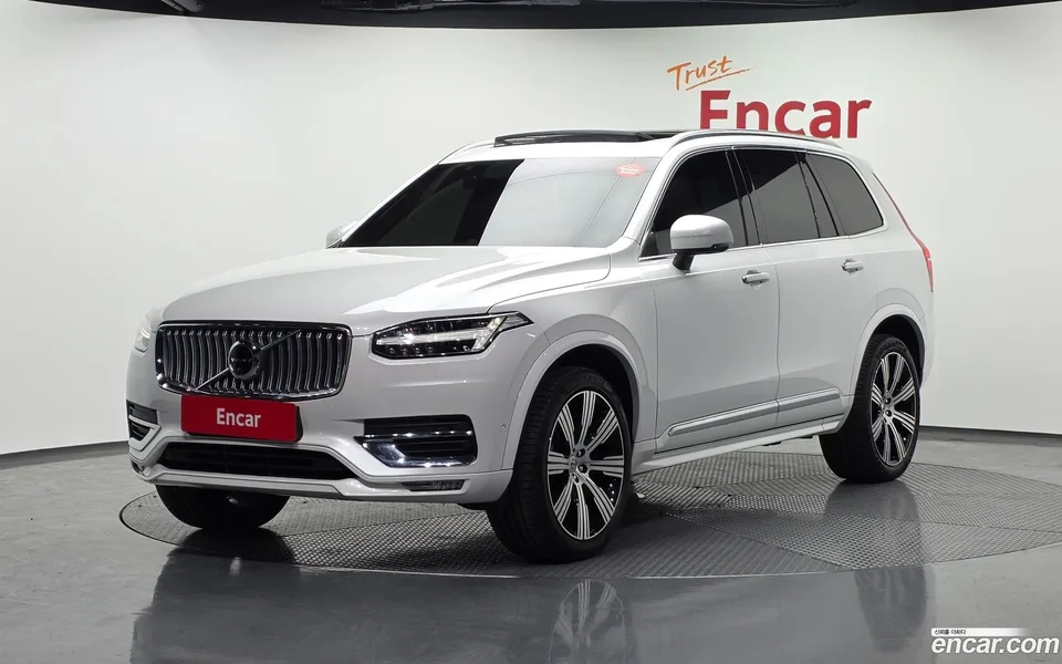 Volvo XC90 B6 2022 — фото 1, купить с доставкой в Москву