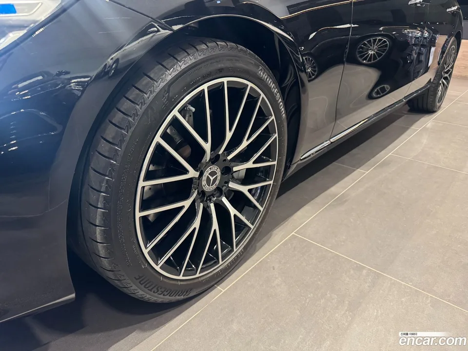 Mercedes-Benz S-Class S580L 4MATIC 2025 — миниатюра 2