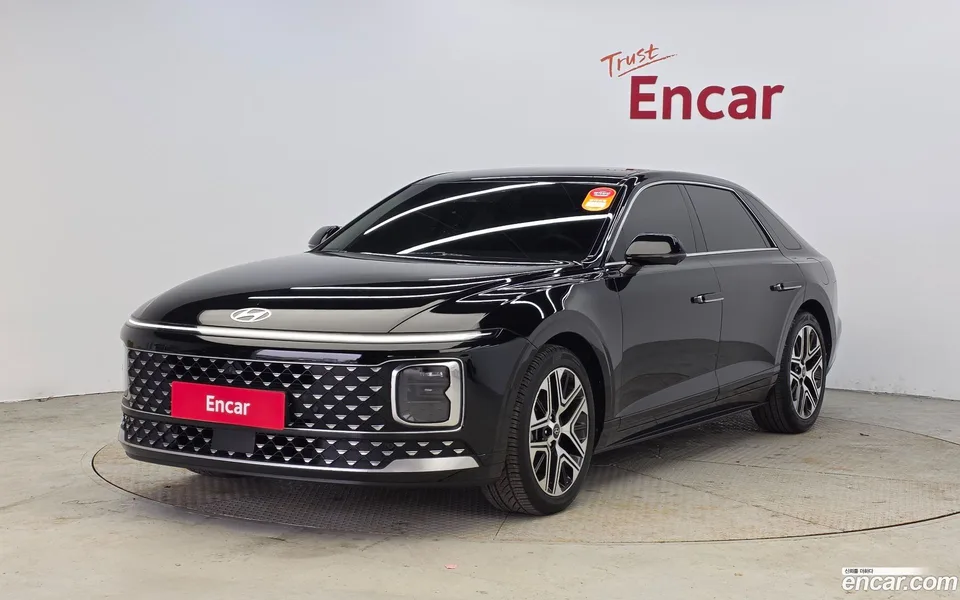 Hyundai Grandeur 2.5 2WD 2023 — фото 1, купить с доставкой в Москву