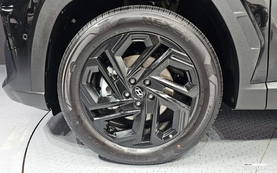 Hyundai Tucson NX4 1.6 4WD 2025 — миниатюра 2