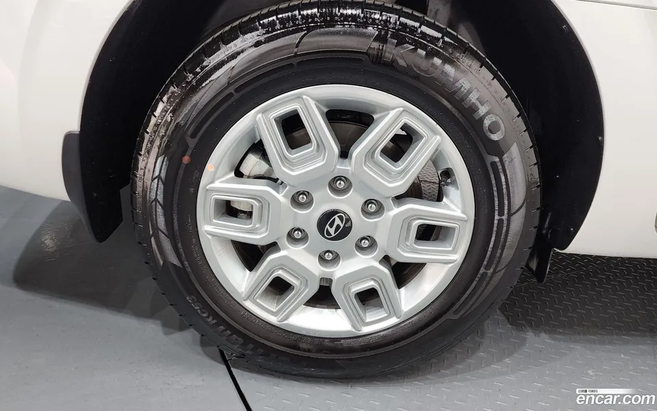 Hyundai Staria 3 2025 — миниатюра 2