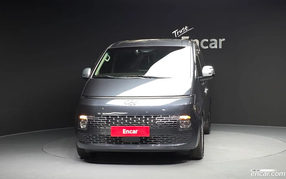 Hyundai Staria 5 2022 — миниатюра 3