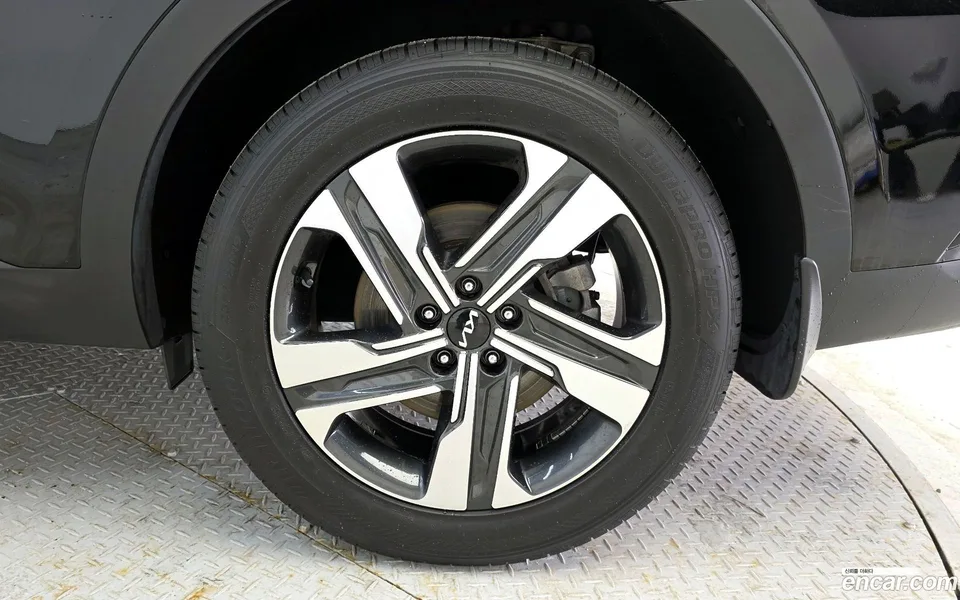 Kia Sorento HEV 1.6 2WD 2022 — миниатюра 5