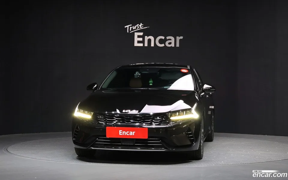 Kia K5 Hybrid 2023 — миниатюра 3