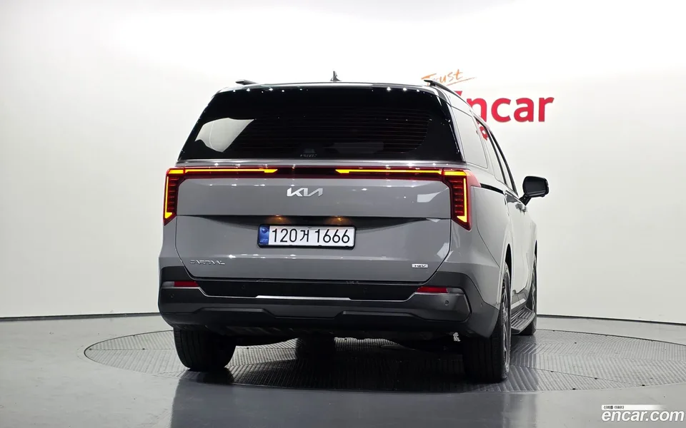 Kia Carnival HEV 9 2025 — миниатюра 4