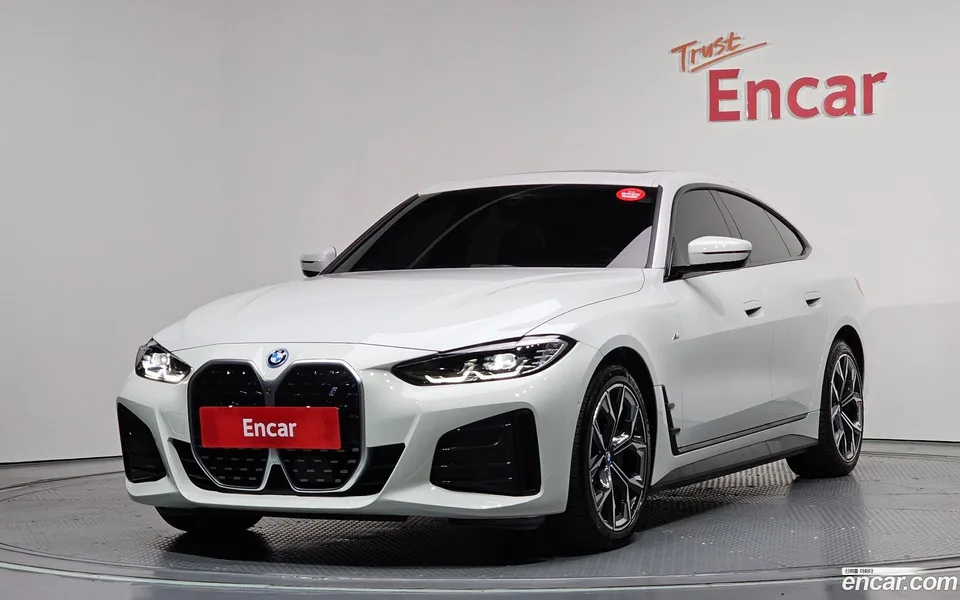 BMW i4 eDrive40 M 2022 — фото 1, купить с доставкой в Москву