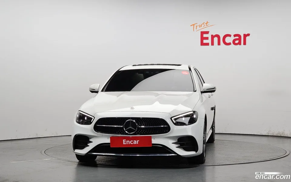 Mercedes-Benz E-Class E250 AMG Line 2023 — миниатюра 3