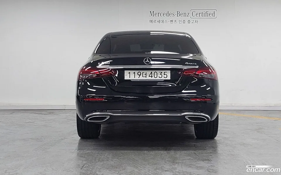 Mercedes-Benz E-Class E350 4MATIC 2022 — миниатюра 4