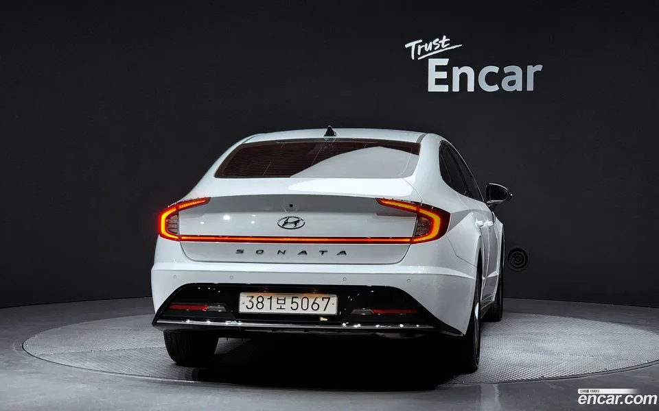Hyundai Sonata 2.0 2022 — thumbnail 4