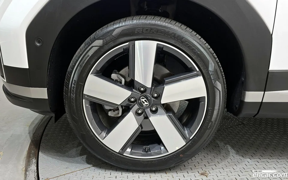 Hyundai SantaFe 2.5T 2WD 2025 — миниатюра 5