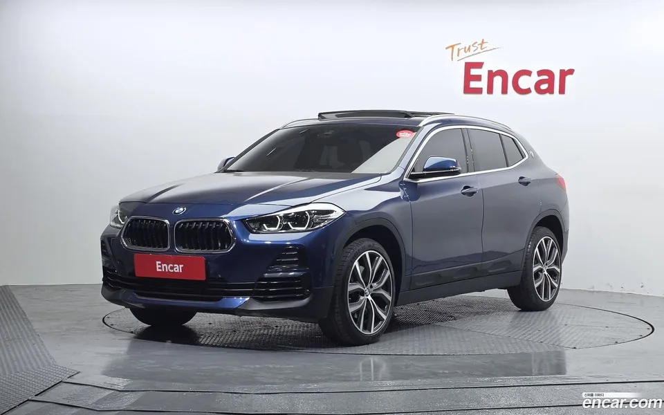 BMW X2 xDrive20i 2022 — фото 1, купить с доставкой в Москву