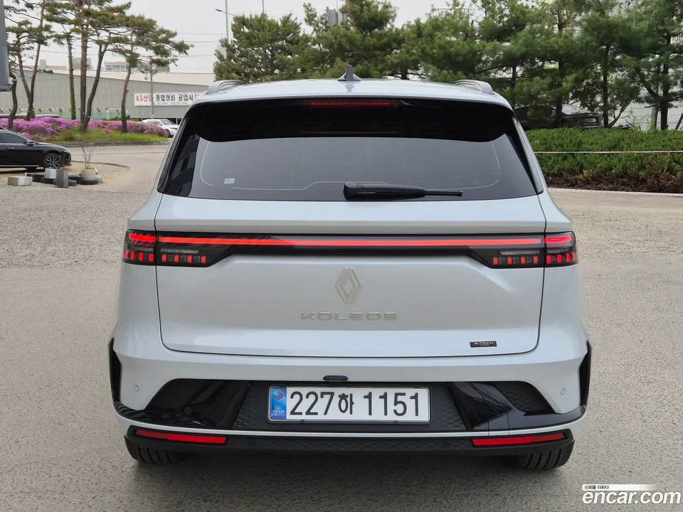 Renault Samsung Grand Koleos 1.5 E-TECH 2WD 2025 — миниатюра 4