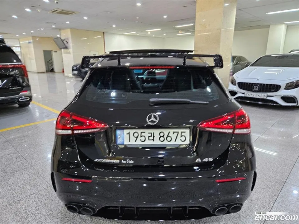 Mercedes-Benz A-Class AMG A45 4MATIC+ 2022 — thumbnail 4