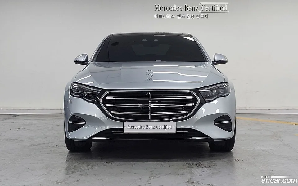 Mercedes-Benz E-Class E350e 4MATIC 2025 — миниатюра 3