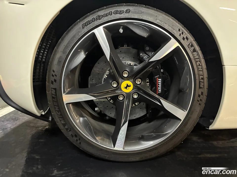 Ferrari SF90 Spider 4.0 2023 — миниатюра 5