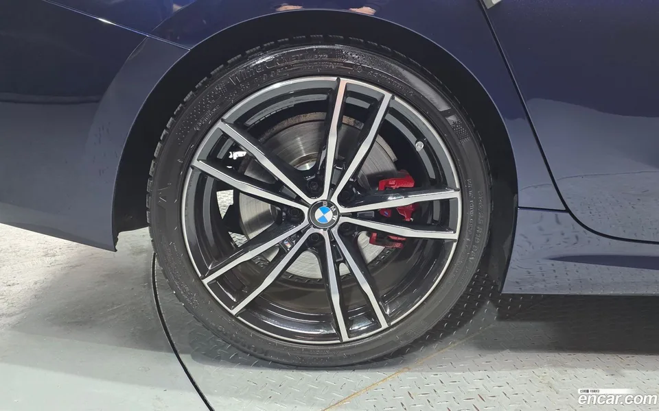 BMW 3 Series 320d M 2022 — миниатюра 5