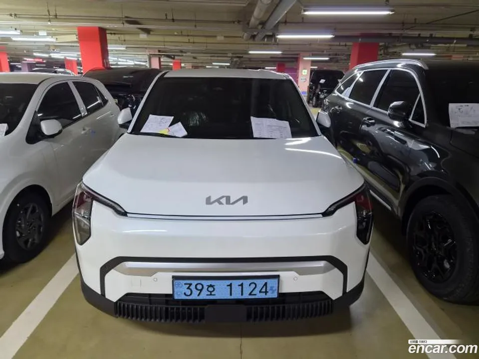 Kia EV3 2WD 2026 — photo 1, buy with delivery to Moscow
