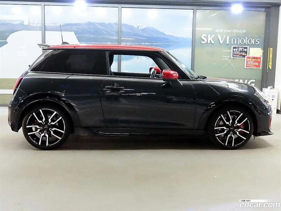 MINI Cooper S JCW 2025 — миниатюра 3
