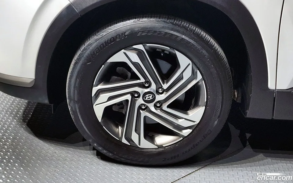 Hyundai SantaFe 2.2 2WD 2022 — миниатюра 2