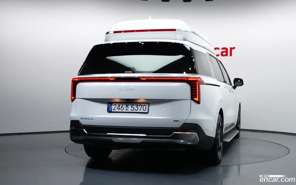 Kia Carnival HEV 7 2024 — миниатюра 4