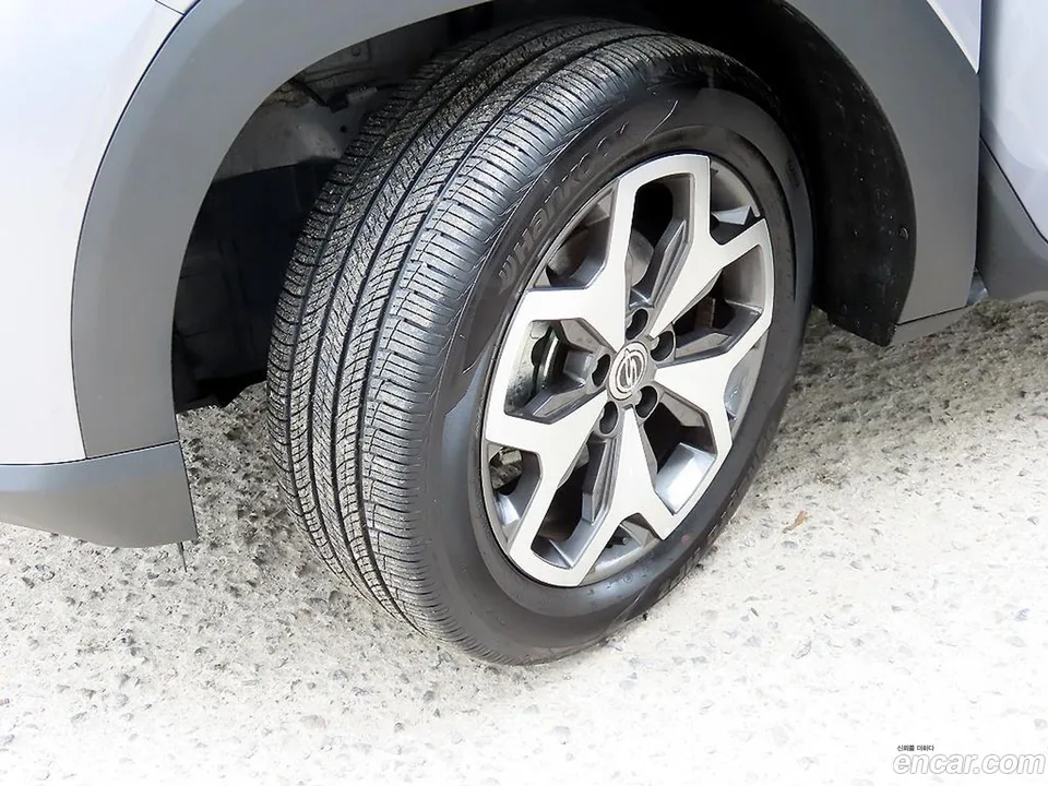 KG Mobility Torres 1.5 2WD 2022 — thumbnail 2