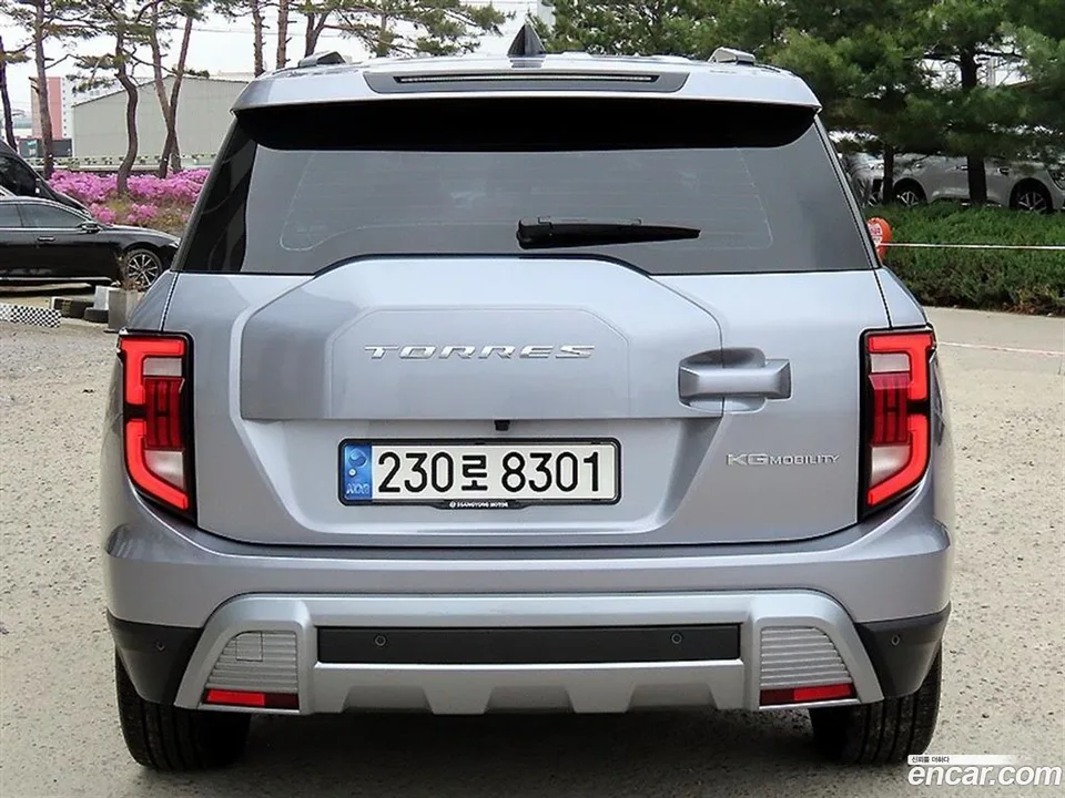 KG Mobility Torres 1.5 2WD 2022 — thumbnail 4