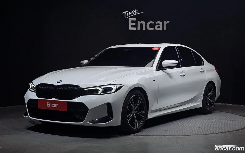 BMW 3 Series 320i M 2024 — фото 1, купить с доставкой в Москву
