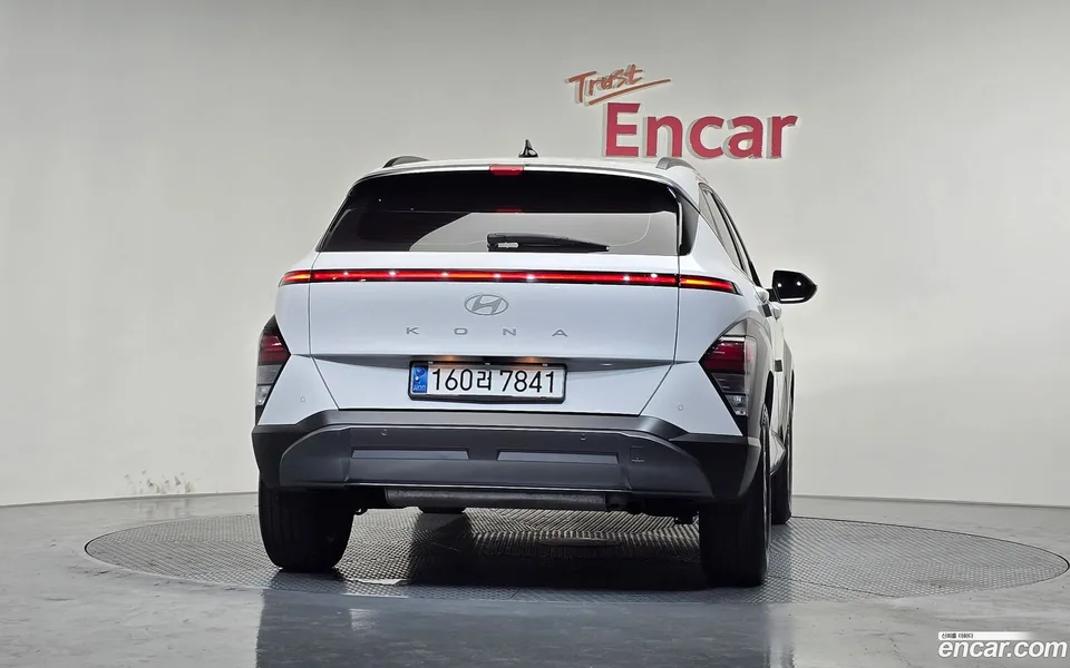 Hyundai Kona 1.6 2WD 2024 — миниатюра 4