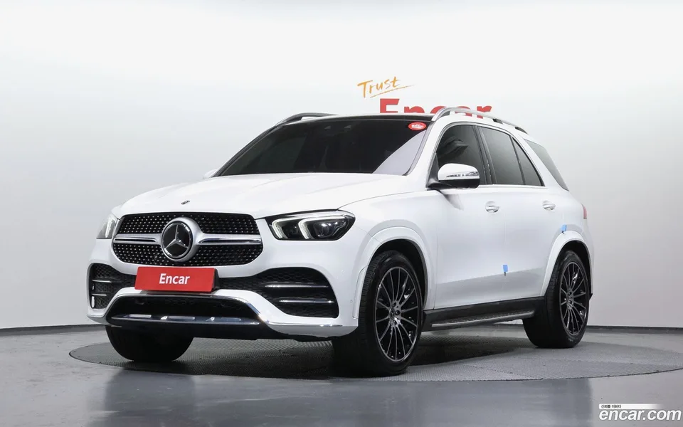 Mercedes-Benz GLE-Class GLE450 4MATIC 2023 — фото 1, купить с доставкой в Москву