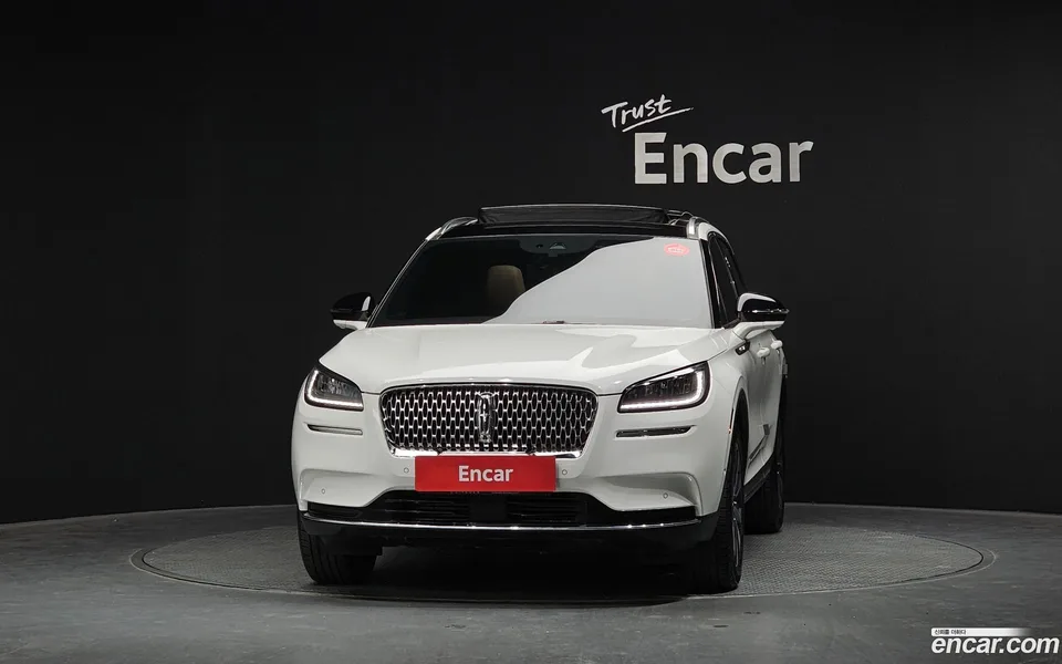 Lincoln Corsair 2.0 AWD 2022 — миниатюра 3