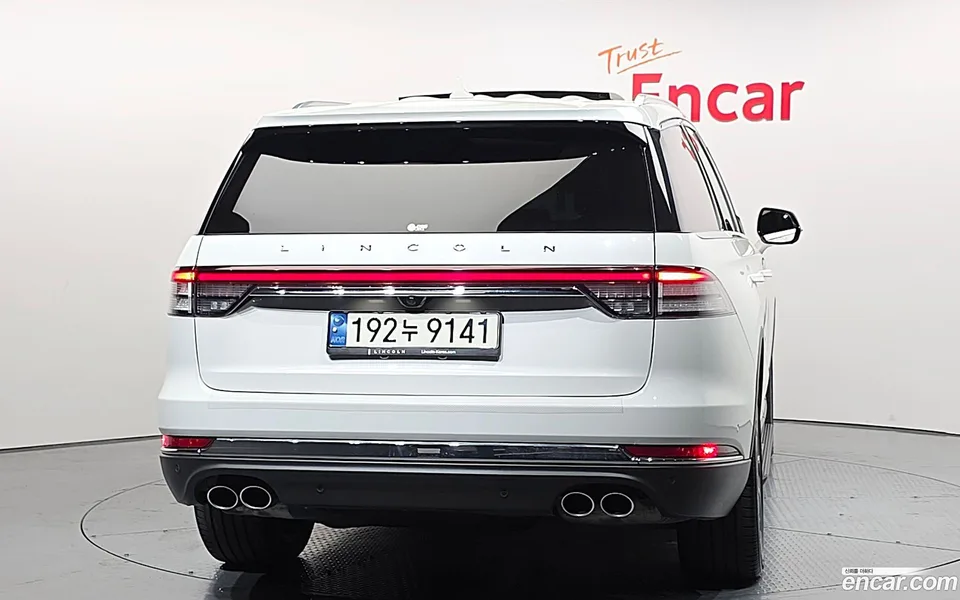 Lincoln Aviator 3.0 AWD 2023 — миниатюра 4