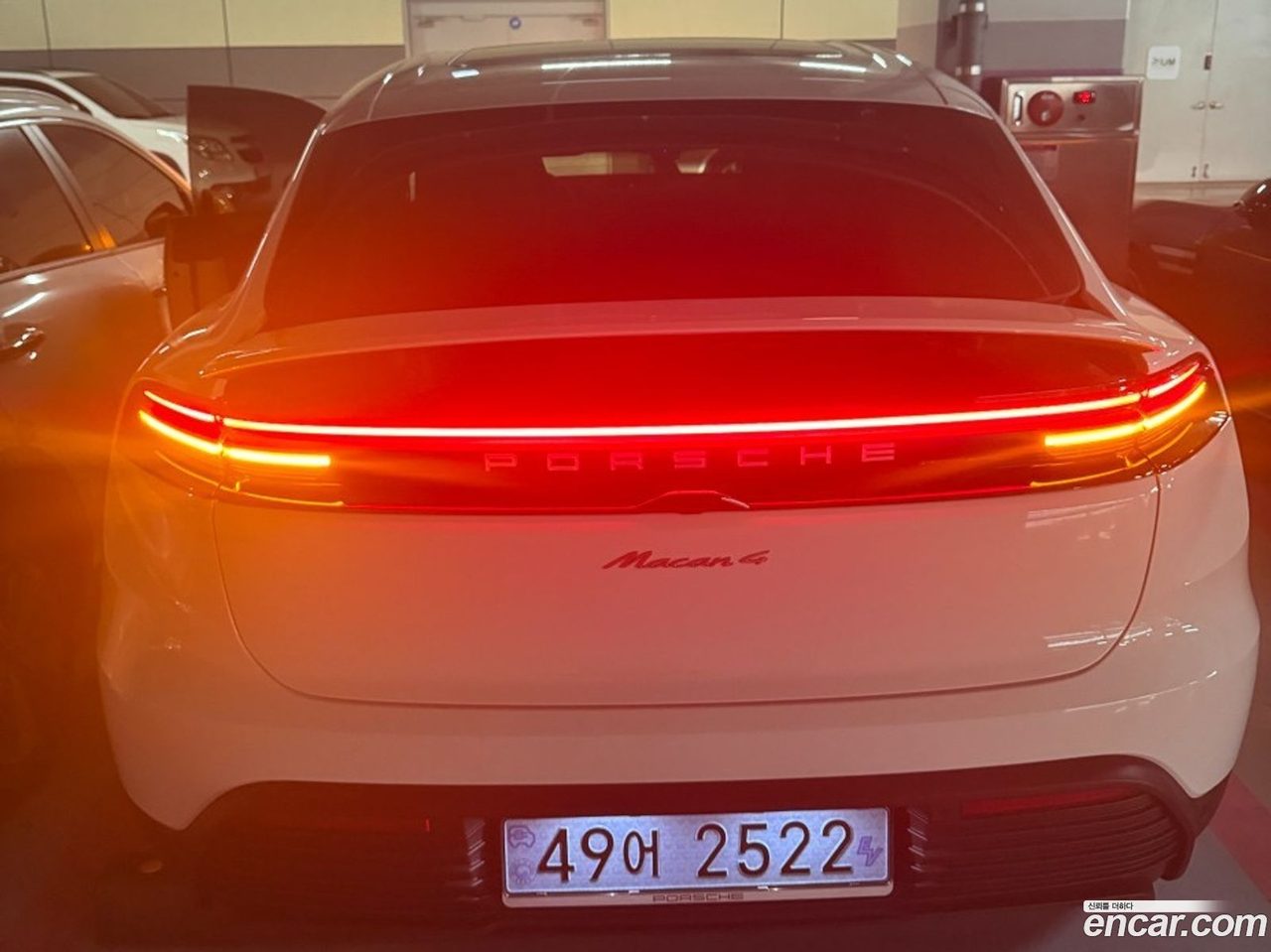 Porsche Macan Electric 2026