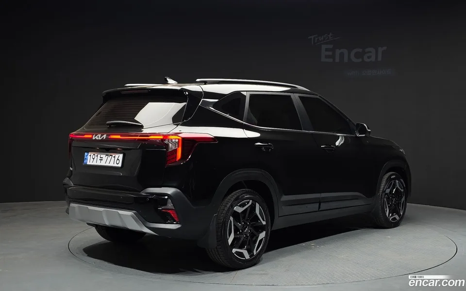 Kia Seltos 1.6 2WD 2024 — миниатюра 2