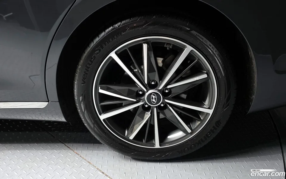 Hyundai Grandeur IG 2.5 2022 — миниатюра 2