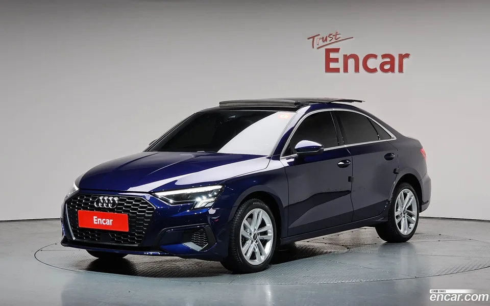 Audi A3 (8Y) 40 TFSI 2024 — фото 1, купить с доставкой в Москву