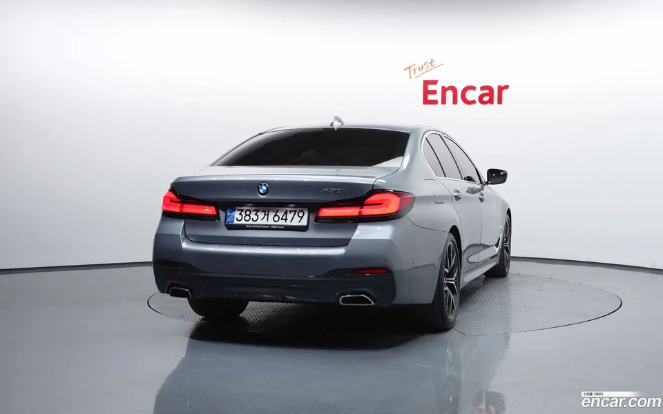 BMW 5 Series 530i M 2023 — миниатюра 4