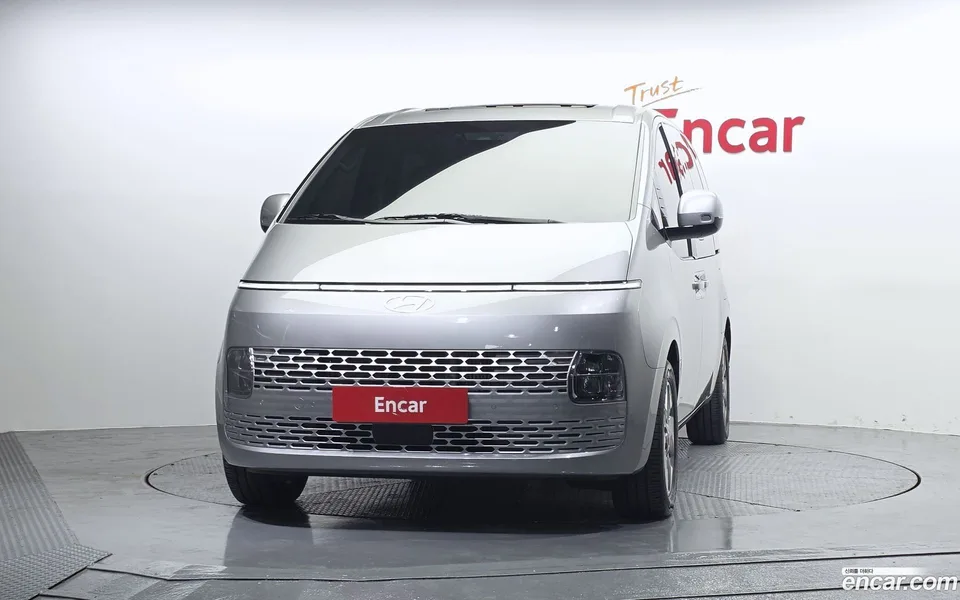 Hyundai Staria HEV 1.6 9 2024 — миниатюра 3