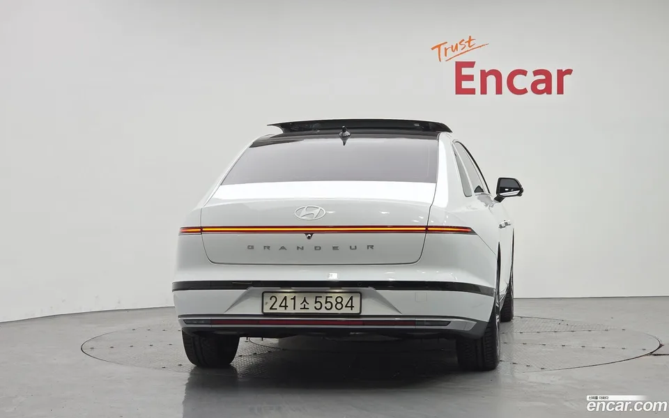 Hyundai Grandeur 2.5 2WD 2024 — миниатюра 4