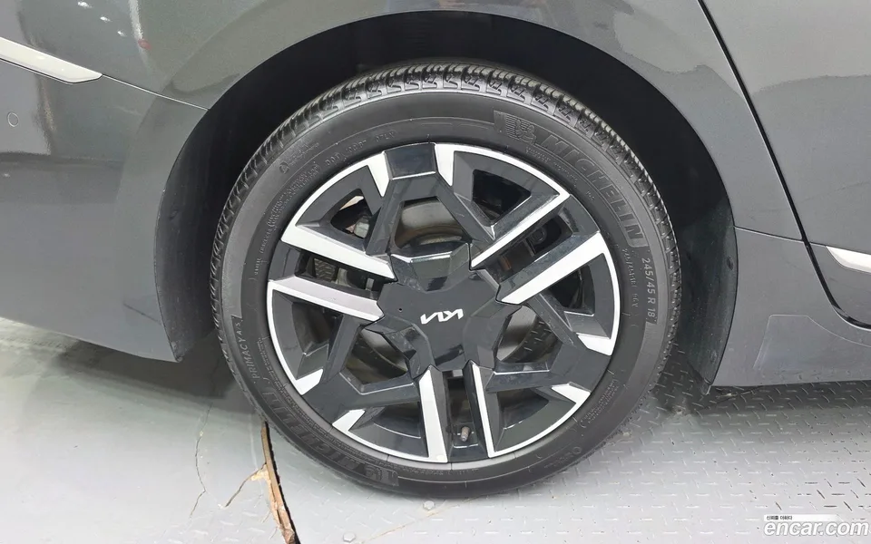 Kia K8 Hybrid 2025 — миниатюра 5
