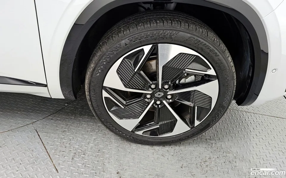Renault Samsung Grand Koleos 1.5 E-TECH 2WD 2024 — миниатюра 2