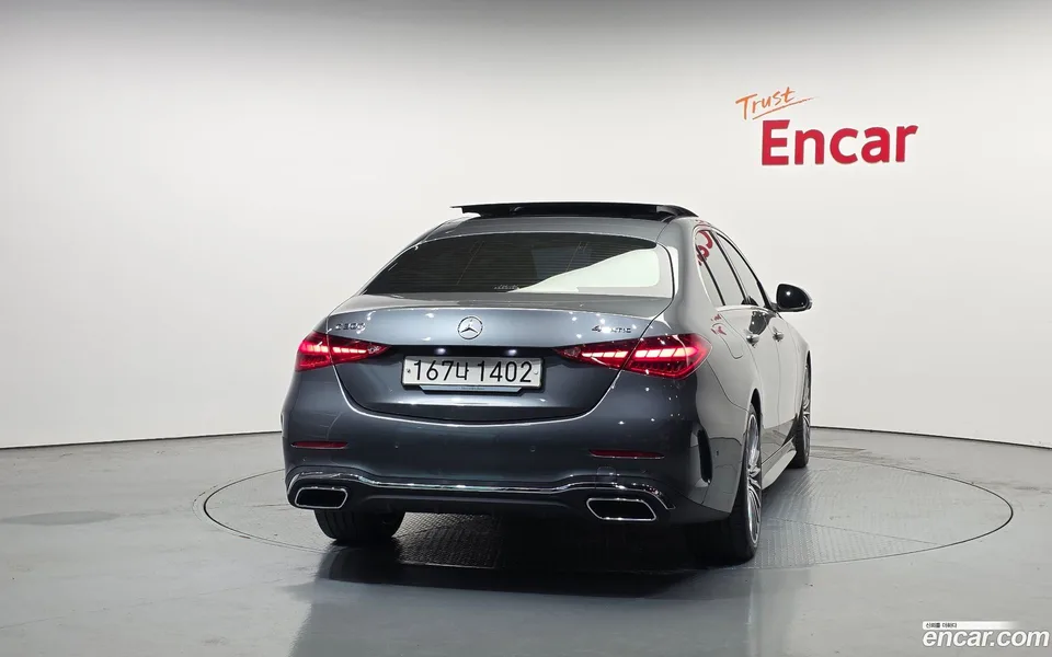 Mercedes-Benz C-Class C300 4MATIC AMG Line 2023 — миниатюра 4