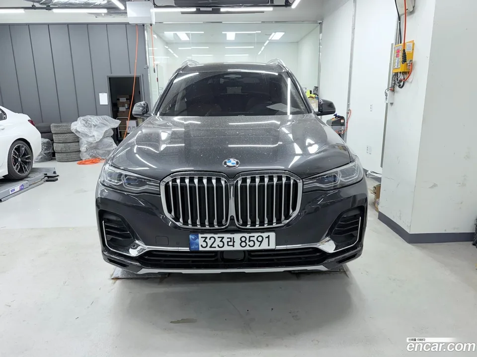 BMW X7 xDrive 40i 6 2022 — миниатюра 2