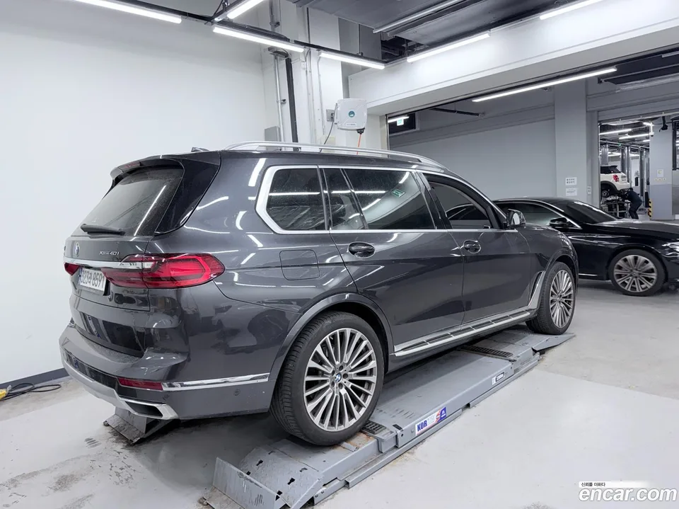 BMW X7 xDrive 40i 6 2022 — миниатюра 4