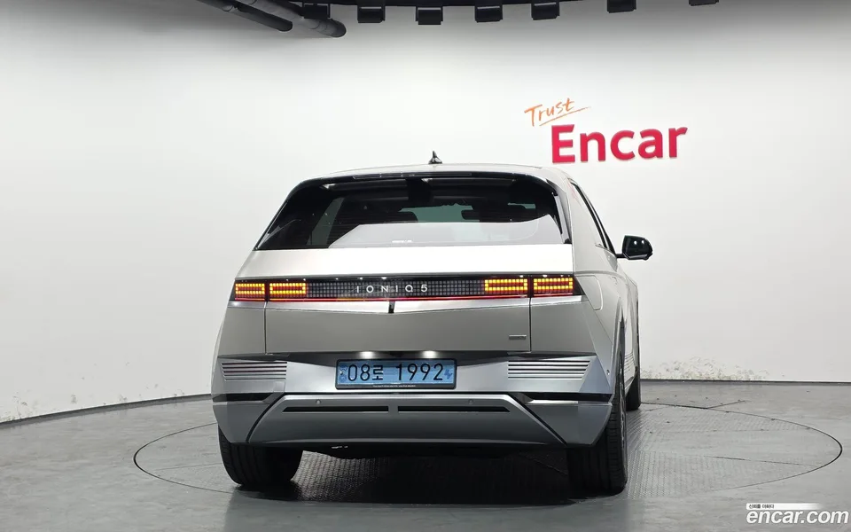 Hyundai Ioniq 5 AWD 2022 — миниатюра 4