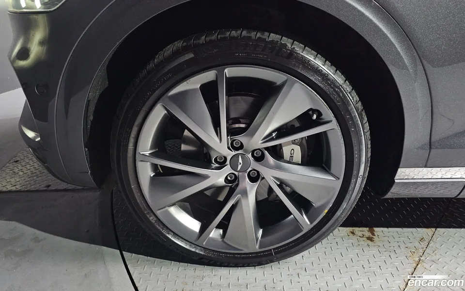 Genesis GV70 3.5T AWD 2022 — миниатюра 2