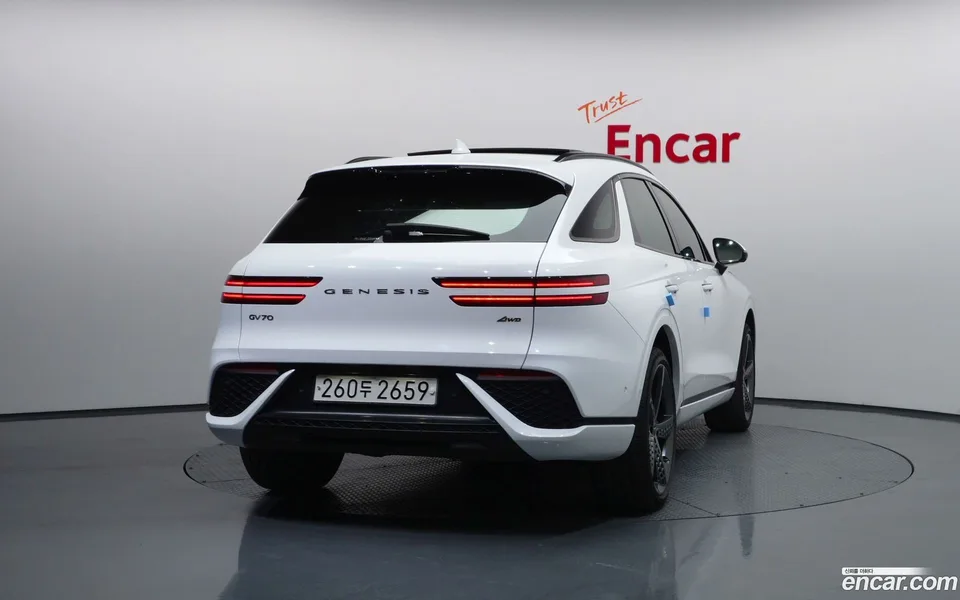 Genesis GV70 2.2 AWD 2022 — миниатюра 4