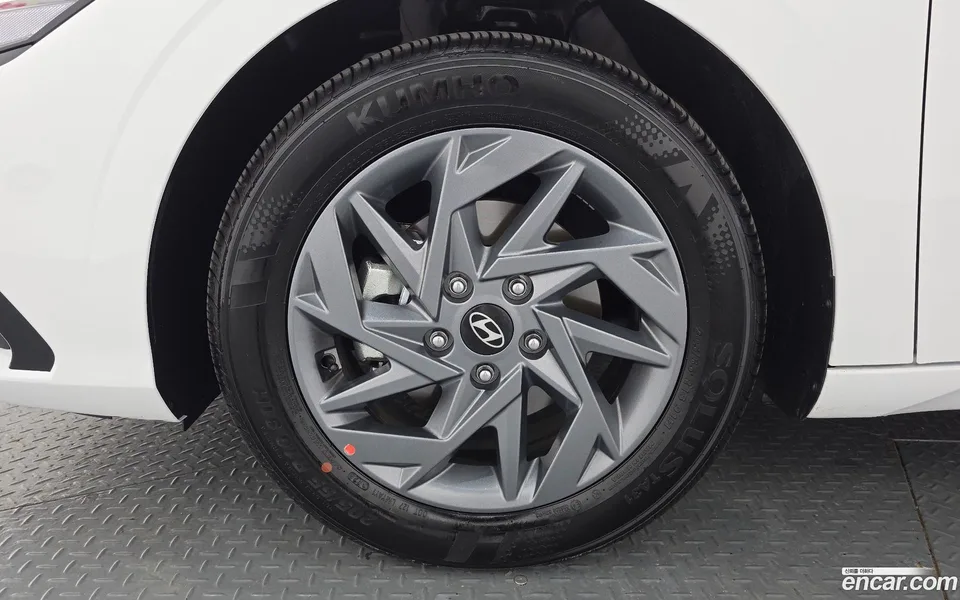 Hyundai Avante CN7 1.6 2025 — миниатюра 2