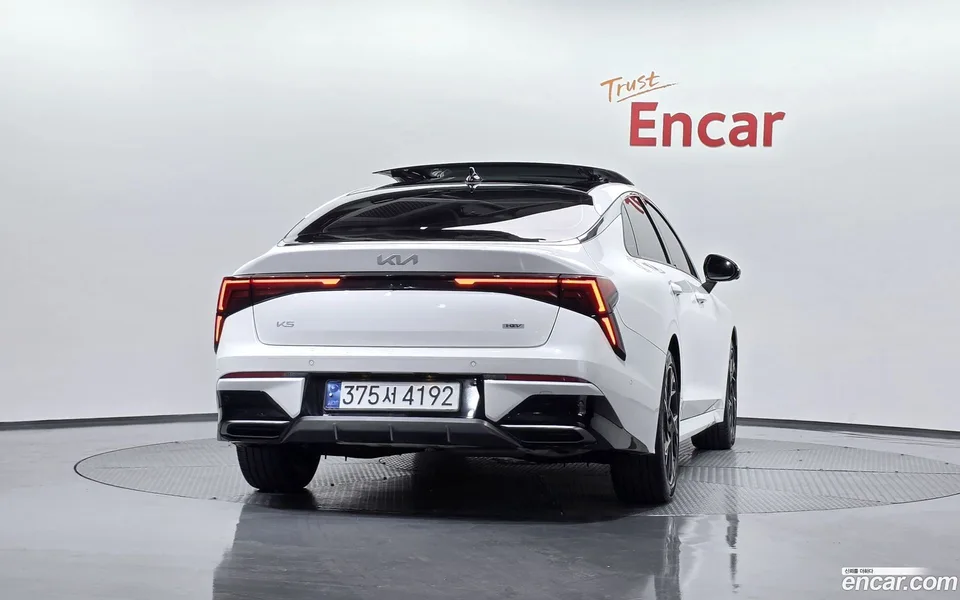 Kia K5 Hybrid 2024 — миниатюра 4